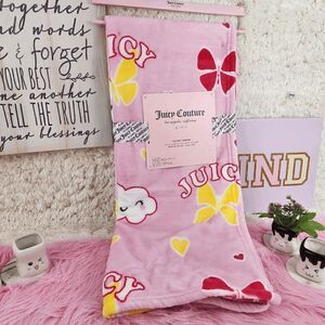NWT {Juicy Couture} Butterfly Plush Throw: Cozy Charm NWT